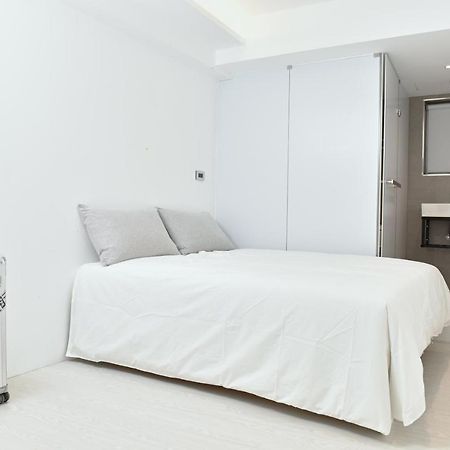 Here X There Hostel Taipei Main Station Екстер'єр фото