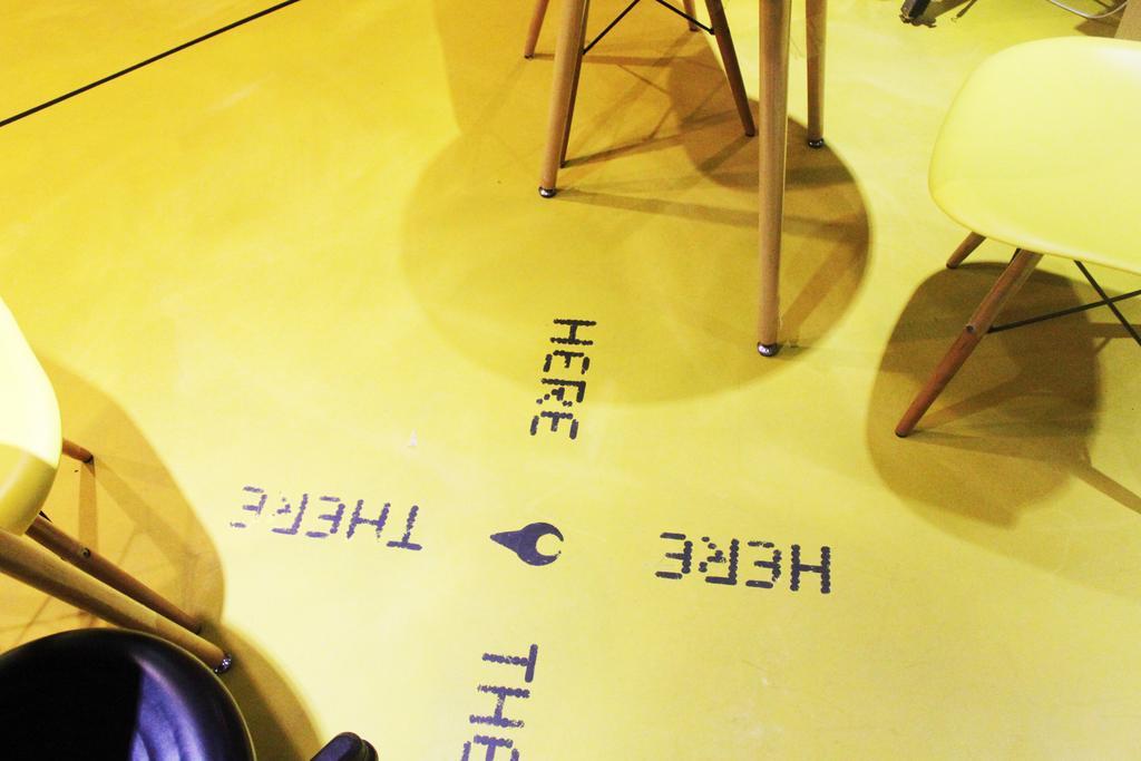 Here X There Hostel Taipei Main Station Екстер'єр фото
