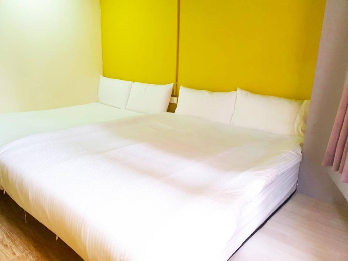 Here X There Hostel Taipei Main Station Екстер'єр фото